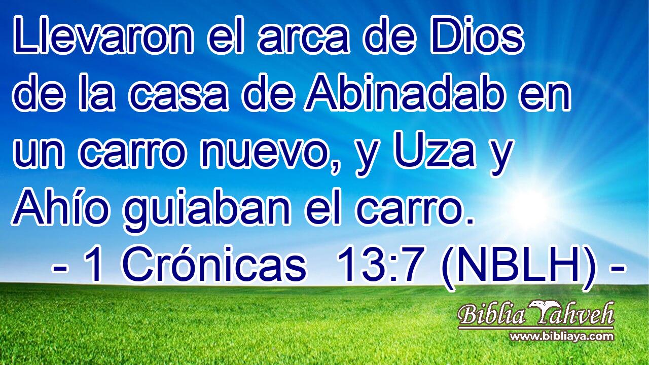  Llevaron el arca de Dios de la casa de Abinadab en un carro nuevo, y Uza y Ahío guiaban el carro. 