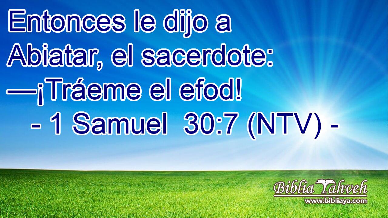 Entonces le dijo a Abiatar, el sacerdote: —¡Tráeme el efod!