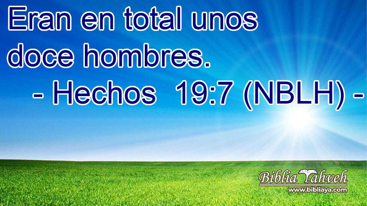  Eran en total unos doce hombres. 