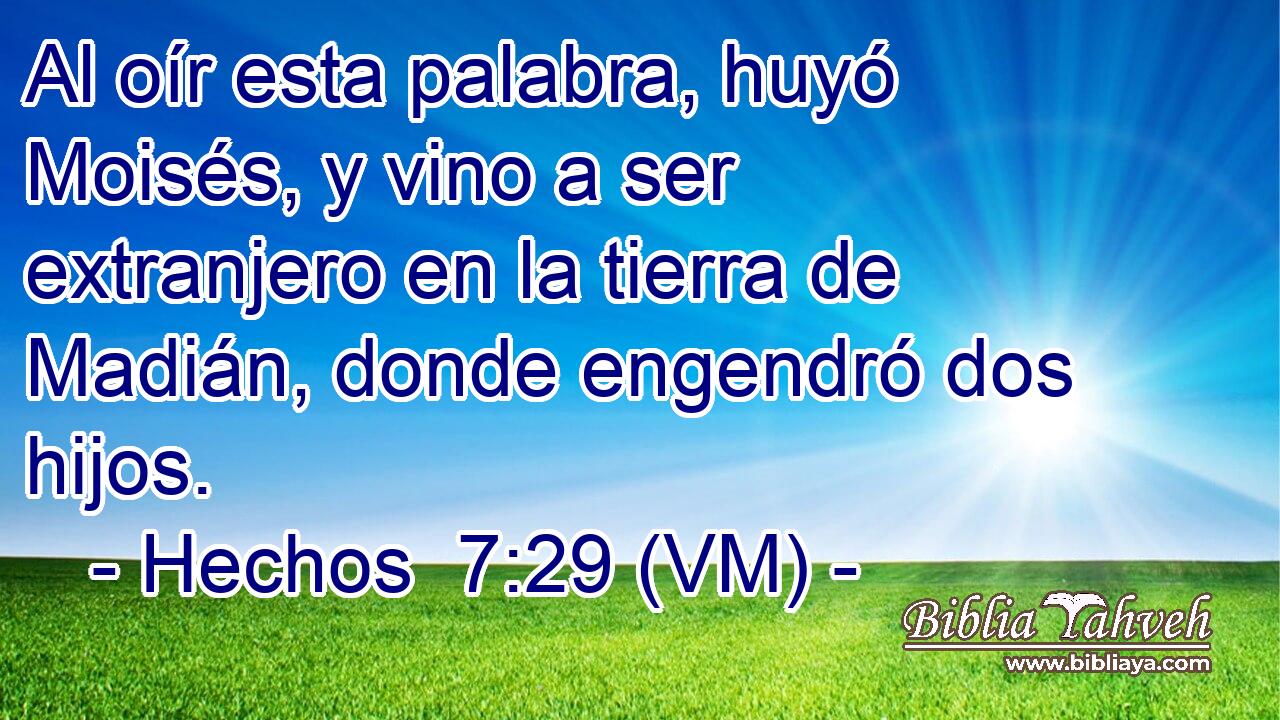  Al oír esta palabra, huyó Moisés, y vino a ser extranjero en la tierra de Madián, donde engendró dos hijos. 