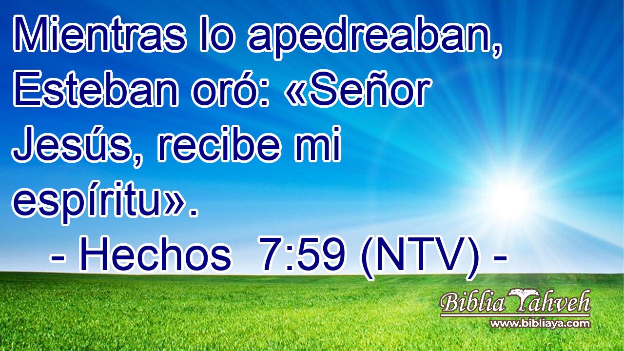 Mientras lo apedreaban, Esteban oró: «Señor Jesús, recibe mi espíritu».