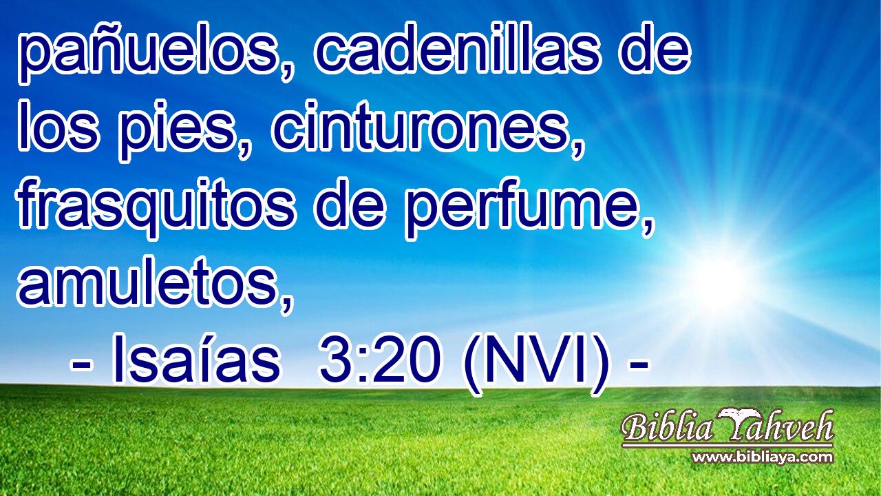  pañuelos, cadenillas de los pies, cinturones, frasquitos de perfume, amuletos, 