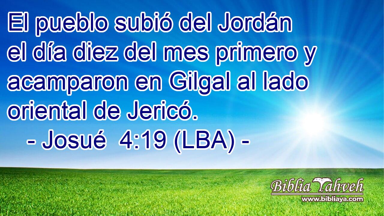El pueblo subió del Jordán el día diez del mes primero y acamparon en Gilgal al lado oriental de Jericó.
