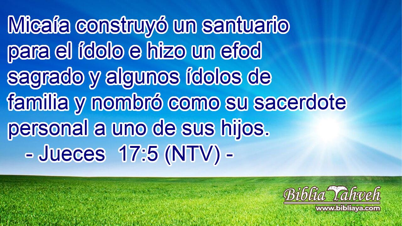 Micaía construyó un santuario para el ídolo e hizo un efod sagrado y algunos ídolos de familia y nombró como su sacerdote personal a uno de sus hijos.