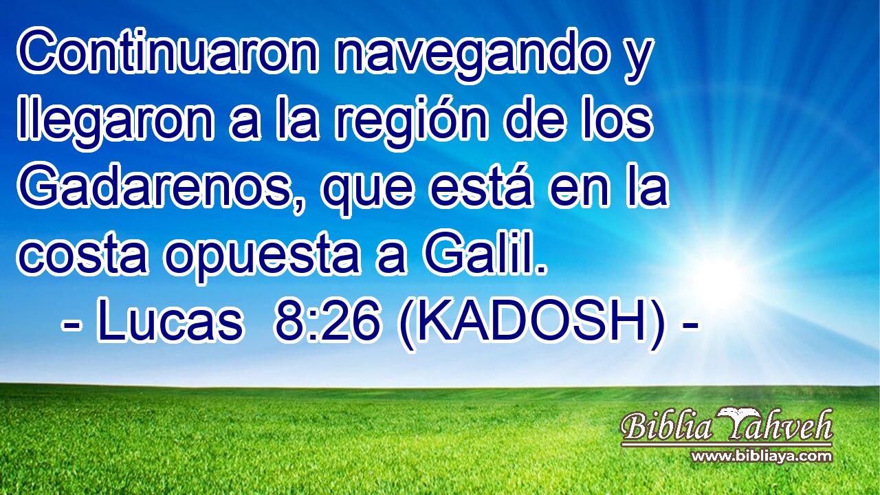  Continuaron navegando y llegaron a la región de los Gadarenos, que está en la costa opuesta a Galil. 