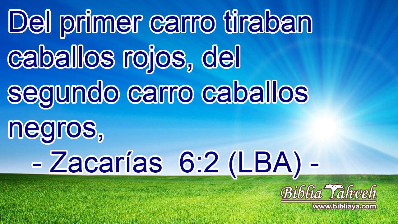 Del primer carro tiraban caballos rojos, del segundo carro caballos negros,